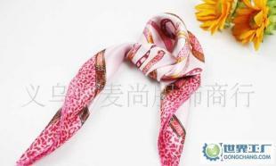 诚心1围巾各类规格小方巾及定制丝巾介绍